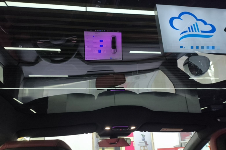 MI SU7 2024 car image #18