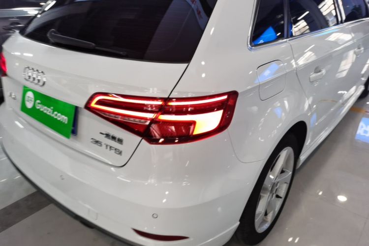 Audi A3 2021 immagine di auto #8