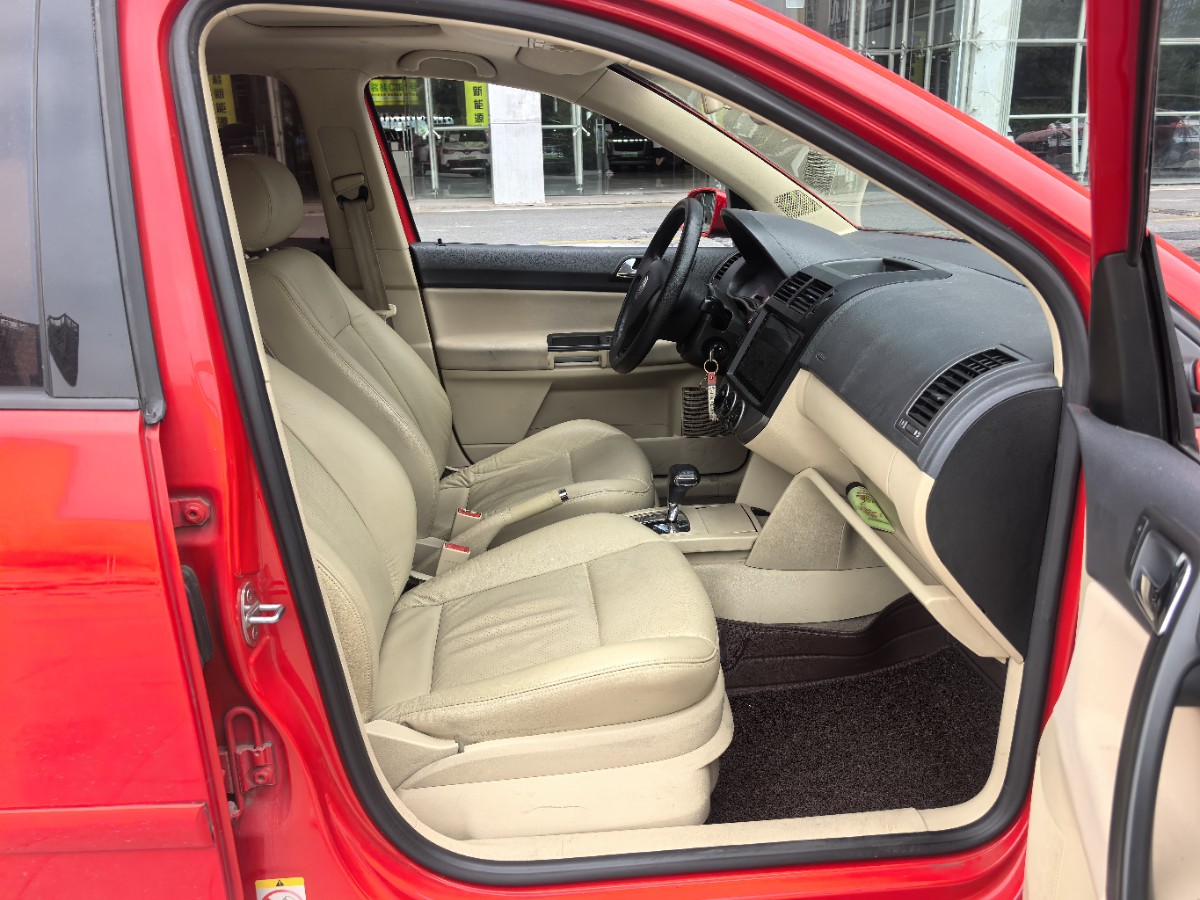 Volkswagen Polo 2009 car image #6