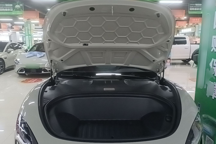 MI SU7 2025 car image #30