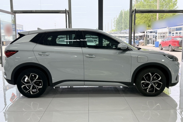 BYD Yuan Plus 2023 #3 BYD Yuan Plus 2023 car image #3