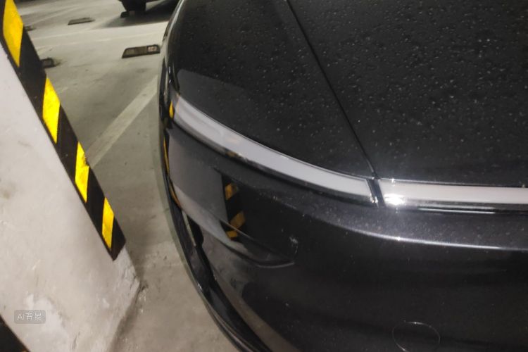 Tesla Model Y 2025 #8 Tesla Model Y 2025 car image #8