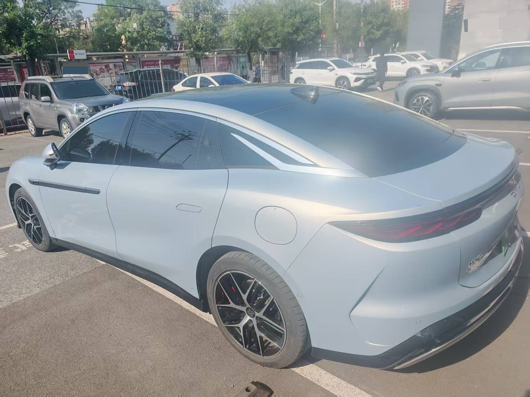BYD HanL 2025 car image #4