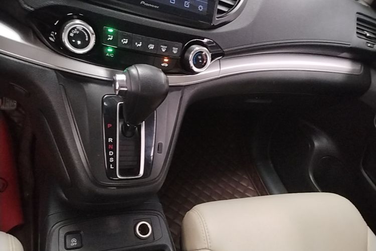 Honda CR-V 2016 #18 Honda CR-V 2016 car image #18