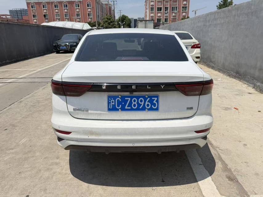 GEELY Emgrand 2023 immagine di auto #7