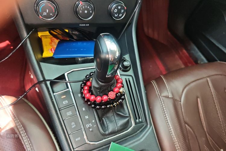 Volkswagen Lavida 2021 car image #16