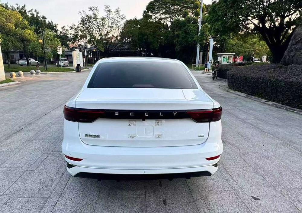 GEELY Emgrand 2023 #5 GEELY Emgrand 2023 car image #5