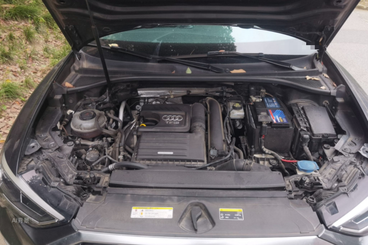 Audi Q3 2020 car image #22