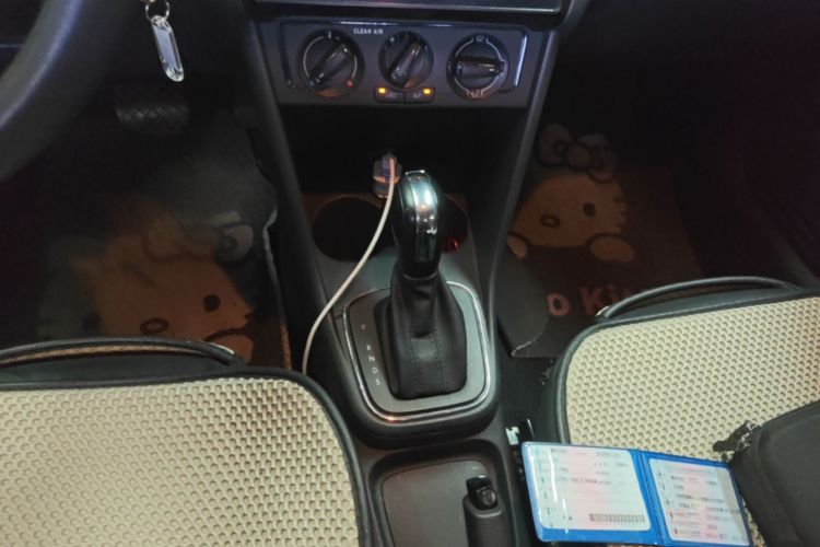 Volkswagen Polo 2018 #14 Volkswagen Polo 2018 car image #14