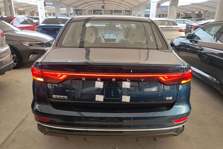 GEELY Emgrand 2026 car image #6