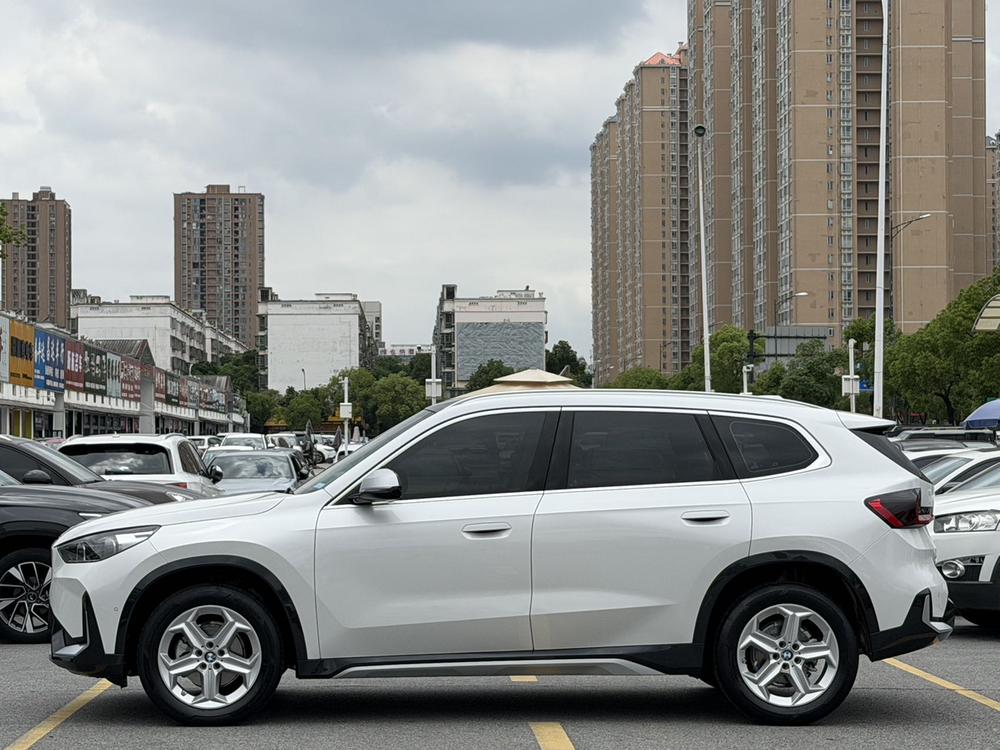 BMW X1 2023 car image #4