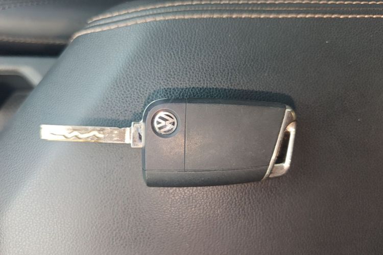 Volkswagen Lavida 2020 car image #9