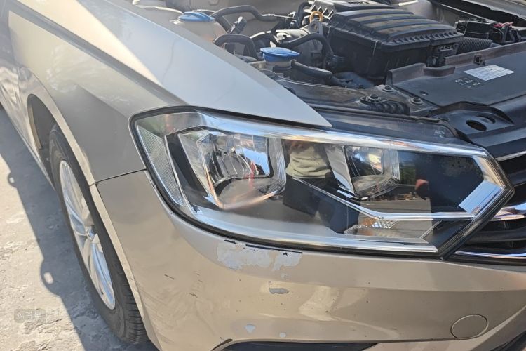 Volkswagen Bora 2017 car image #8