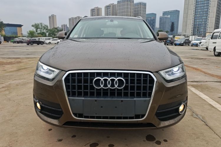 Audi Q3 2014 car image #3