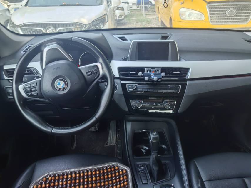 BMW X1 2018 #7 BMW X1 2018 car image #7