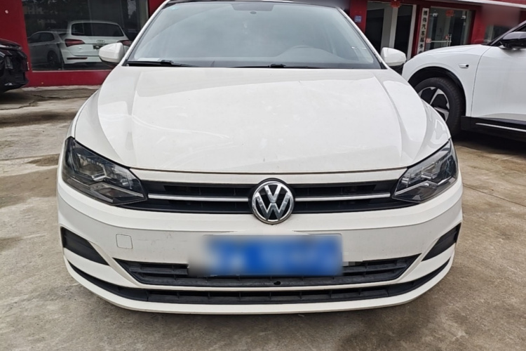 Volkswagen Polo 2020 car image #3