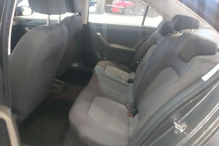 Volkswagen Santana 2017 #17 Volkswagen Santana 2017 car image #17