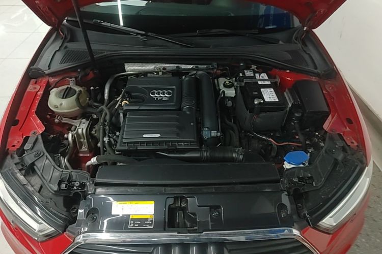 Audi A3 2018 immagine di auto #20