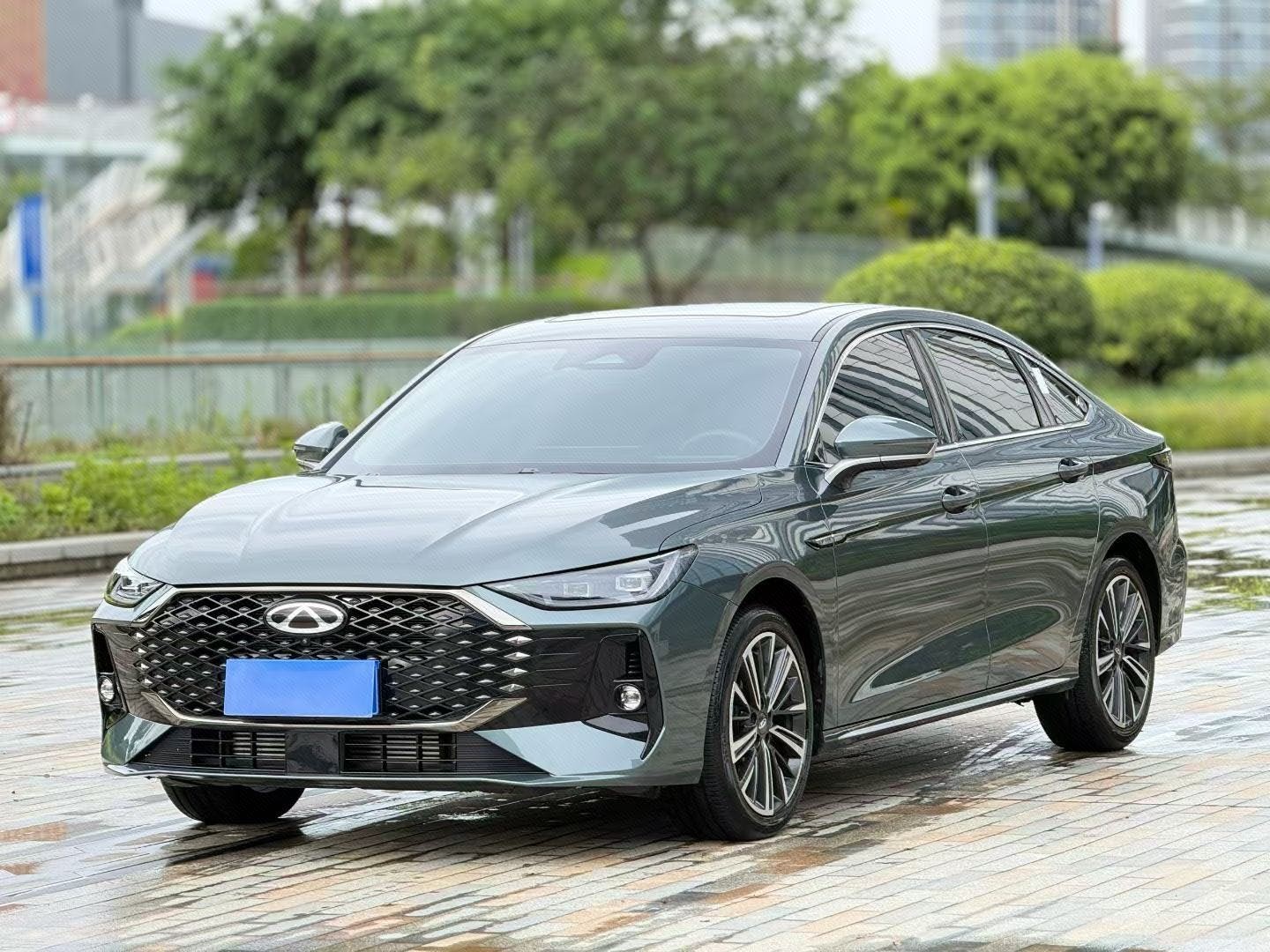 Chery Arrizo 8 Pro 2025 car image 