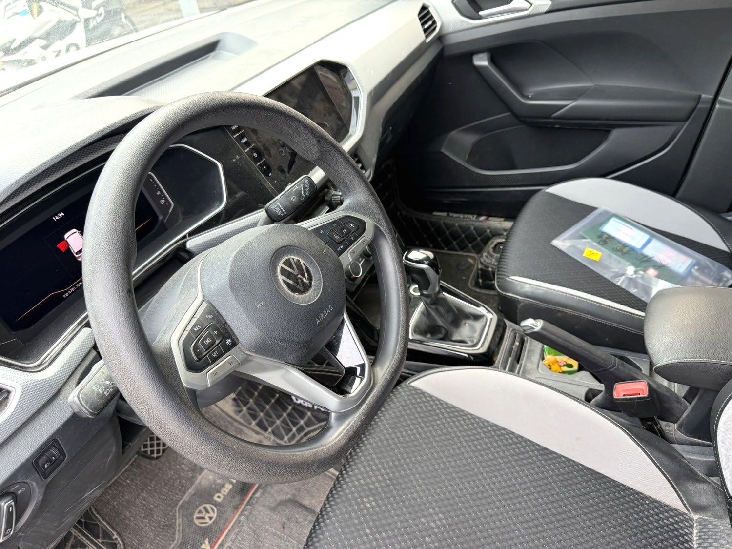 Volkswagen Tacqua 2022 immagine di auto #2