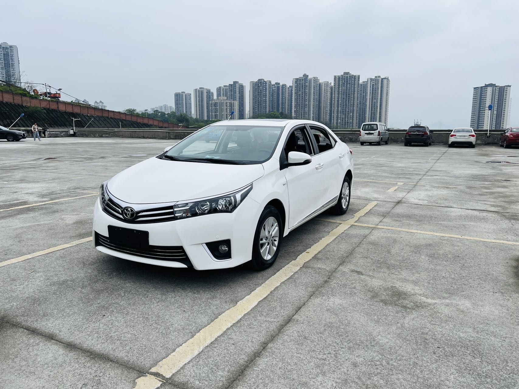 Toyota Corolla 2016 Toyota Corolla 2016 car image