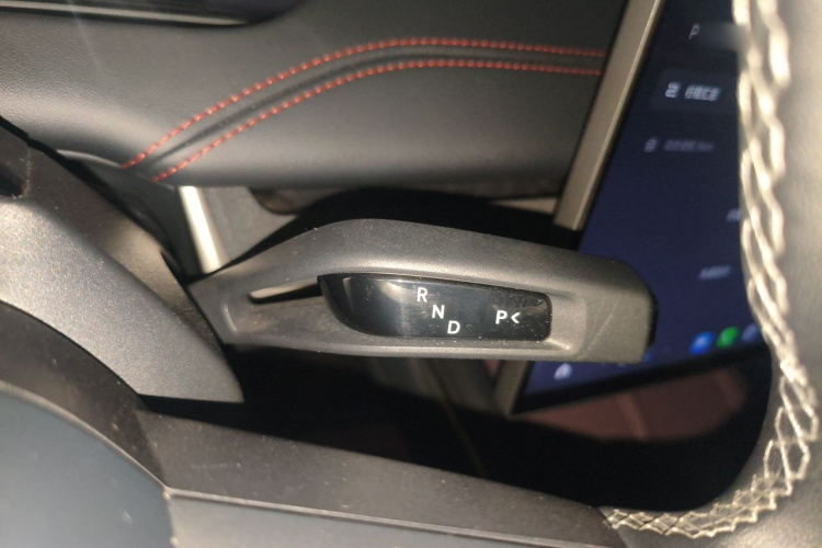 MI SU7 2024 car image #18