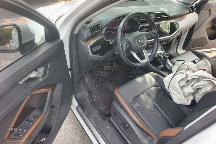 Audi Q3 2021 image de voiture #18