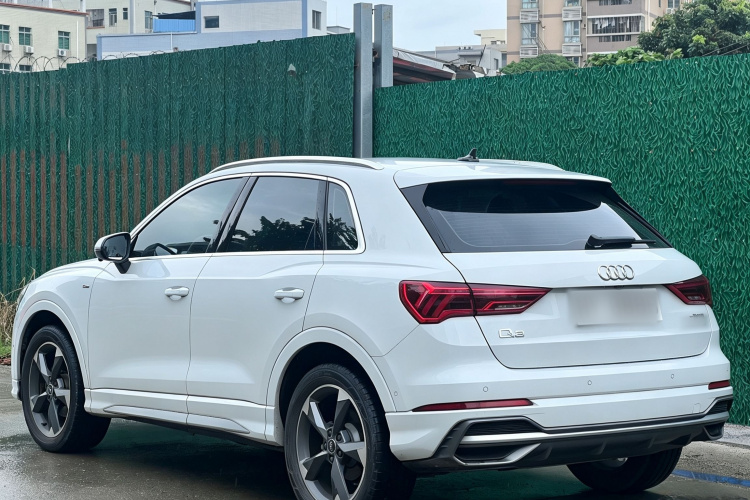 Audi Q3 2021 #5 Audi Q3 2021 car image #5