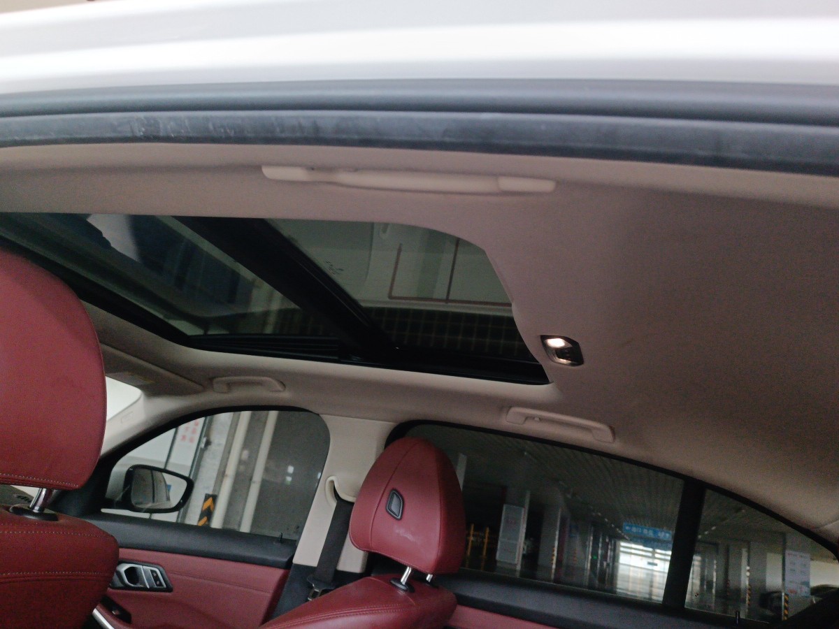 BMW 3 Series 2023 #10 BMW 3 Series 2023 car image #10