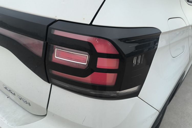 Volkswagen Tacqua 2020 immagine di auto #8