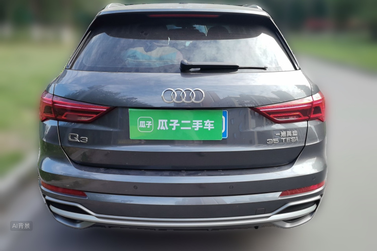 Audi Q3 2021 car image #6