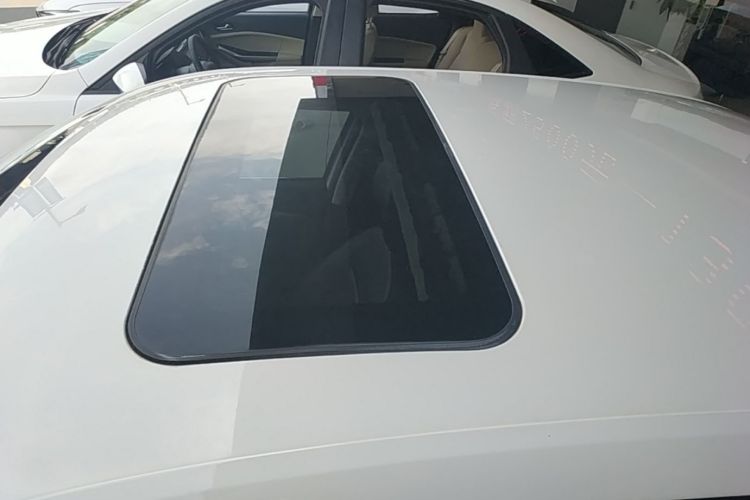 Volkswagen Lavida 2015 car image #25