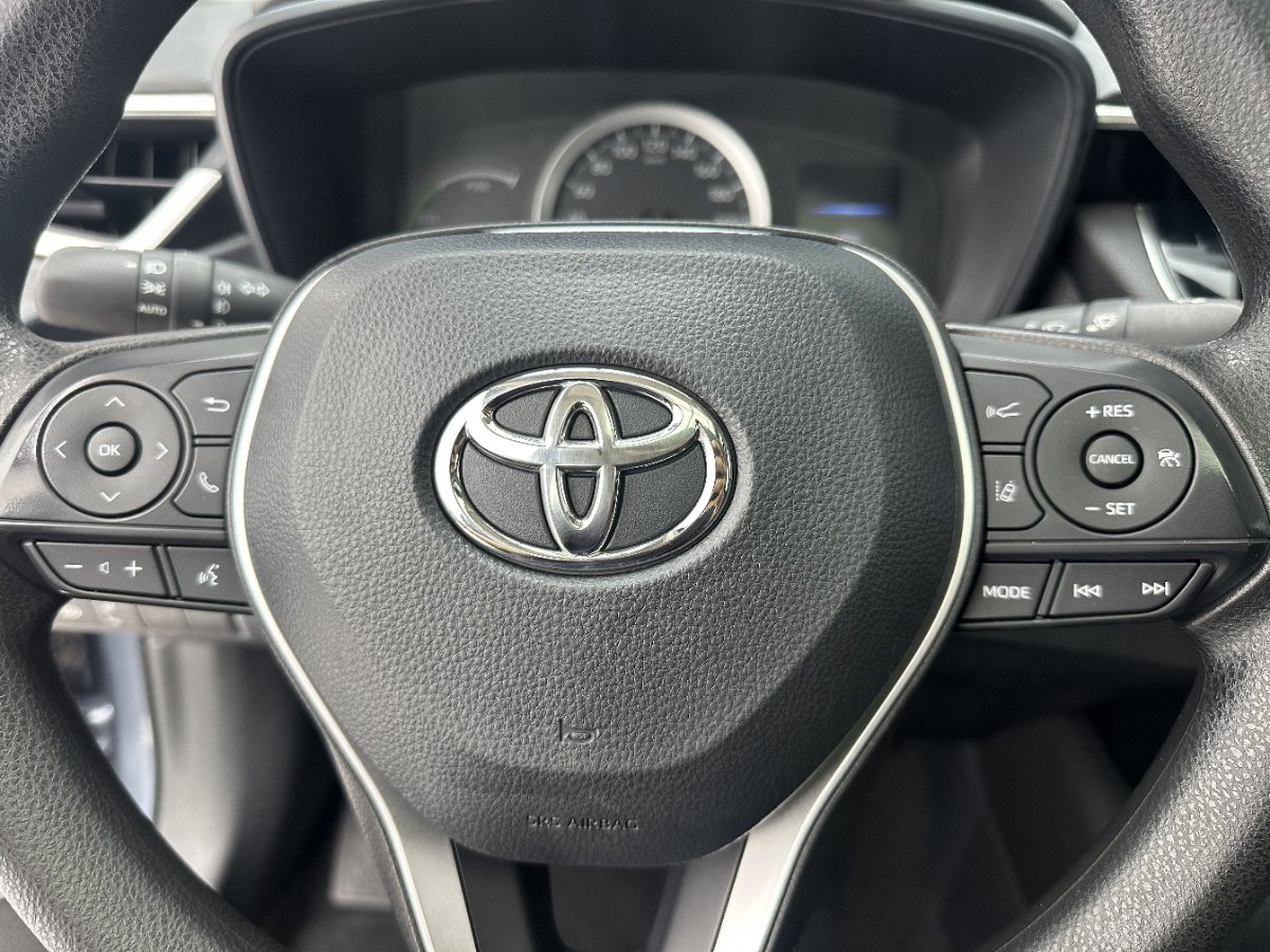 Toyota Corolla 2023 car image #12