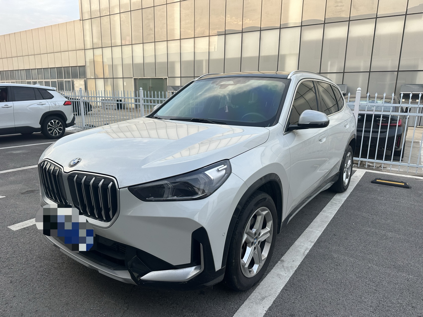 BMW X1 2023 car image 