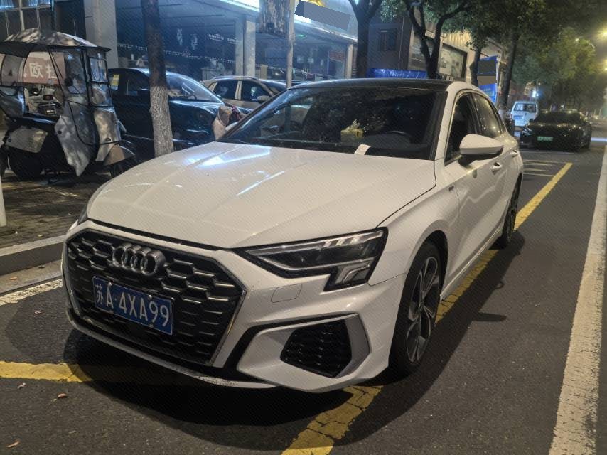 Audi A3 2023 صورة سيارة 