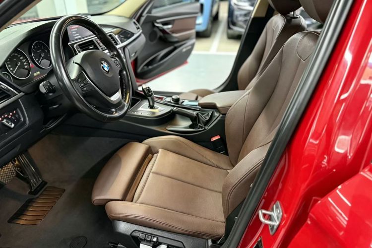 BMW 3 Series 2018 #15 BMW 3 Series 2018 car image #15