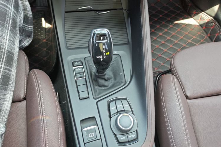 BMW X1 2020 car image #16