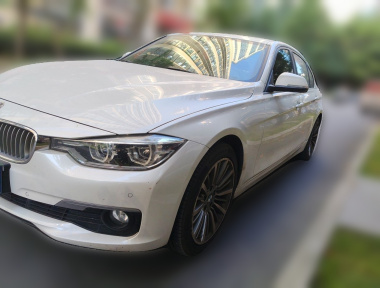 BMW 3 Series 2019 car image 