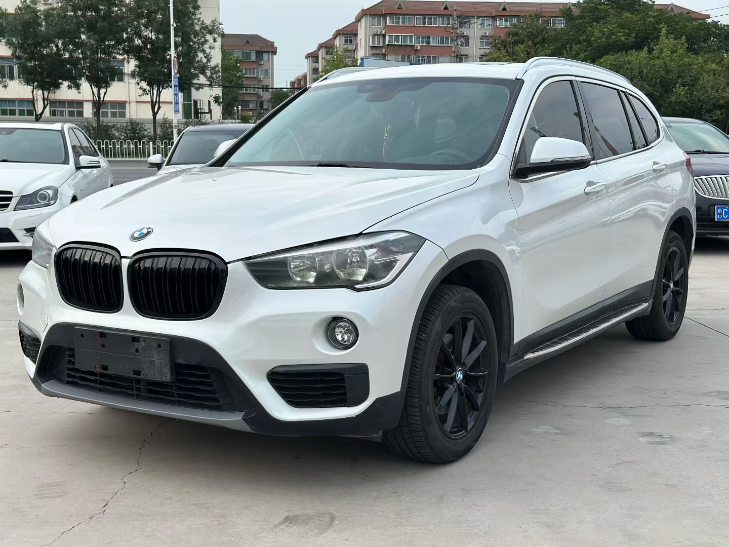 BMW X1 2017 car image 