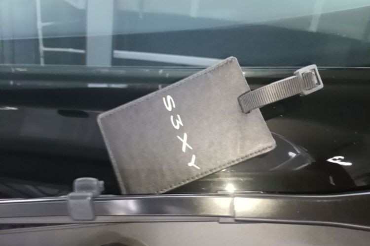 Tesla Model Y 2023 car image #14