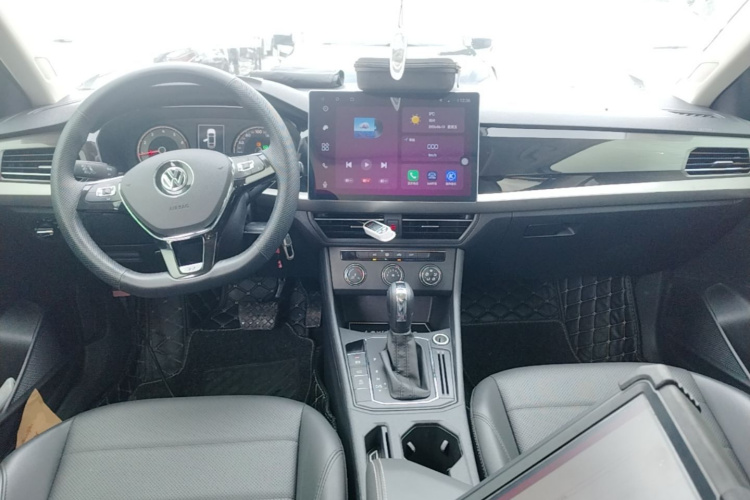 Volkswagen Lavida 2019 car image #11