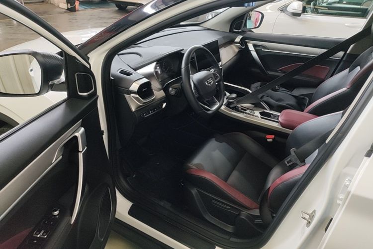 GEELY Coolray 2022 car image #16