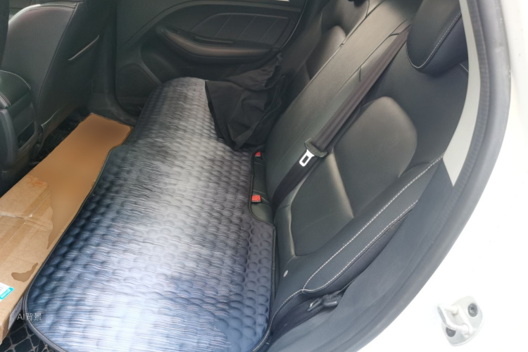 MG ZS 2018 car image #19