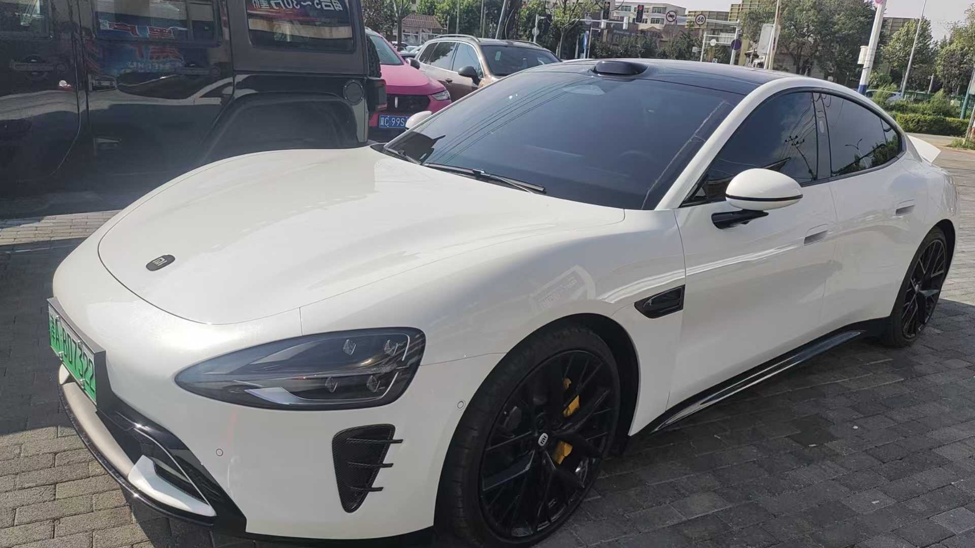 MI SU7 2024 car image 