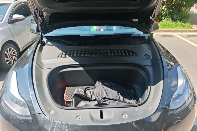 Tesla Model Y 2023 #22 Tesla Model Y 2023 car image #22