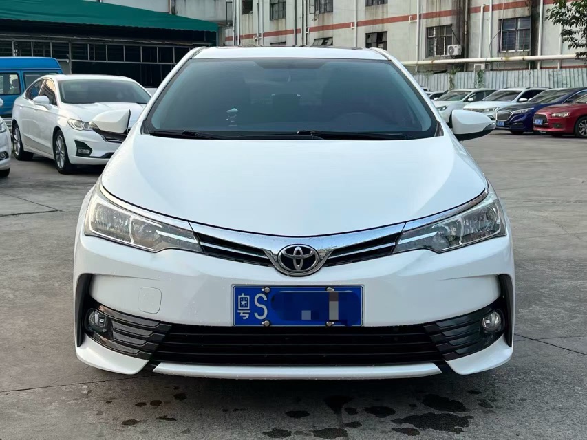 Toyota Corolla 2017 car image #2