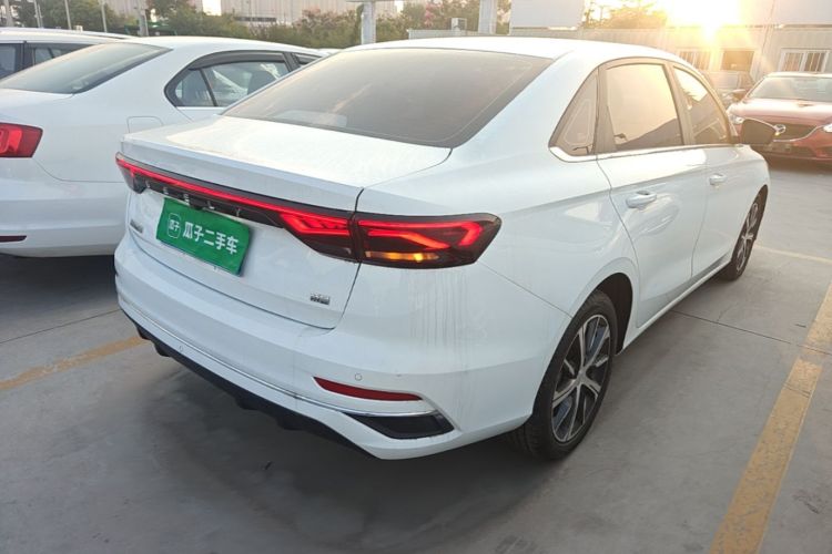 GEELY Emgrand 2023 #7 GEELY Emgrand 2023 car image #7