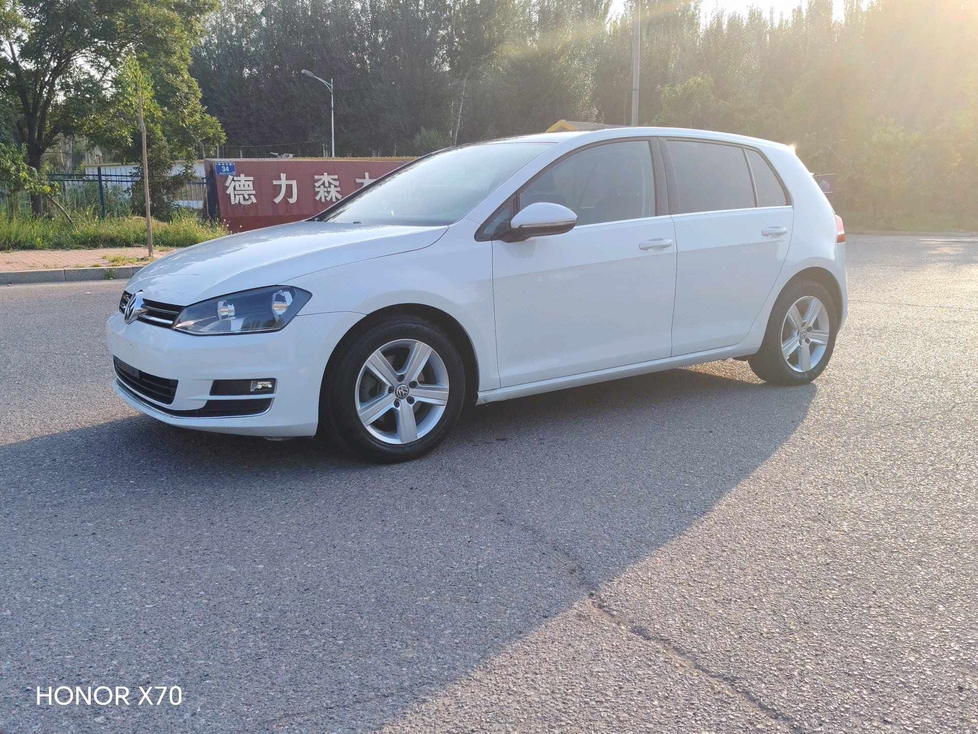 Volkswagen Golf 2015 Volkswagen Golf 2015 car image