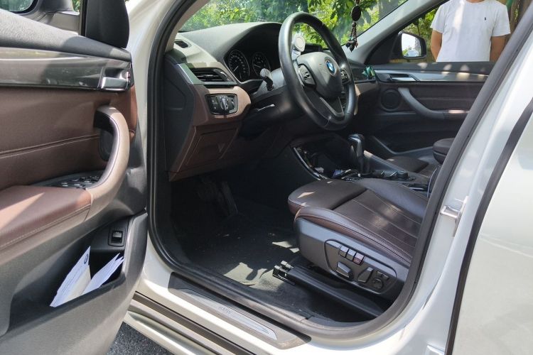 BMW X1 2019 immagine di auto #13