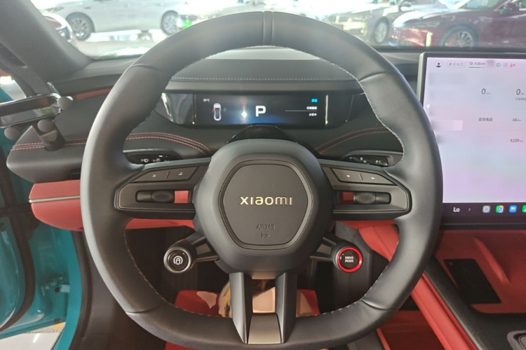 MI SU7 2025 immagine di auto #19